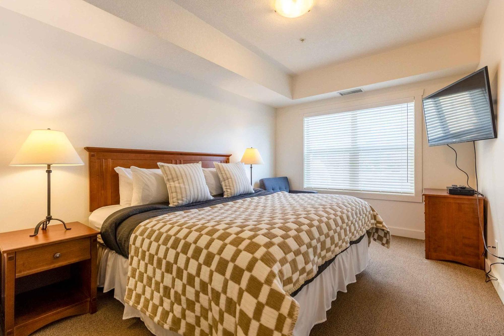 Silver Rock Condominiums By Fernie Central Reservations Экстерьер фото