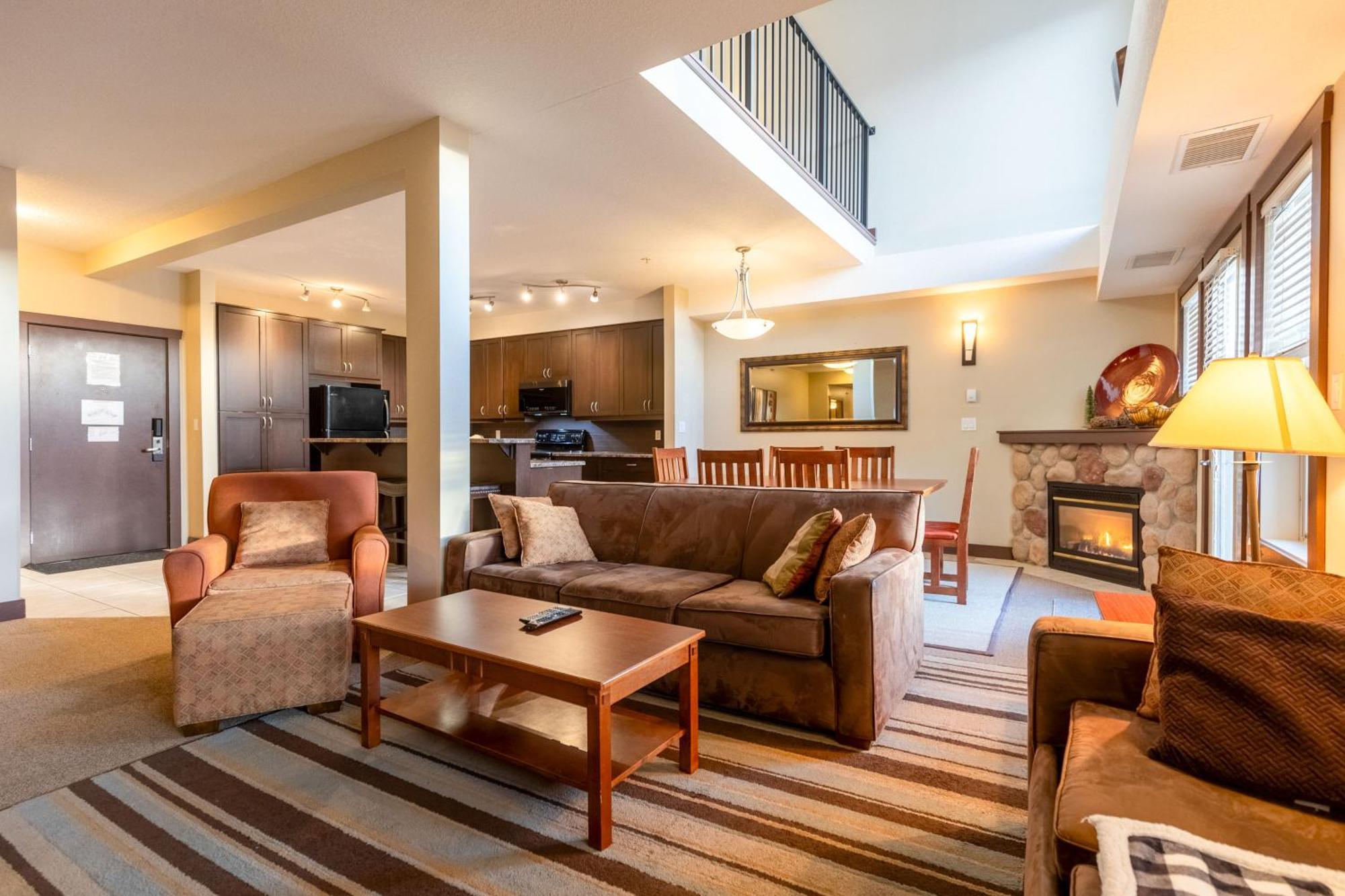 Silver Rock Condominiums By Fernie Central Reservations Экстерьер фото