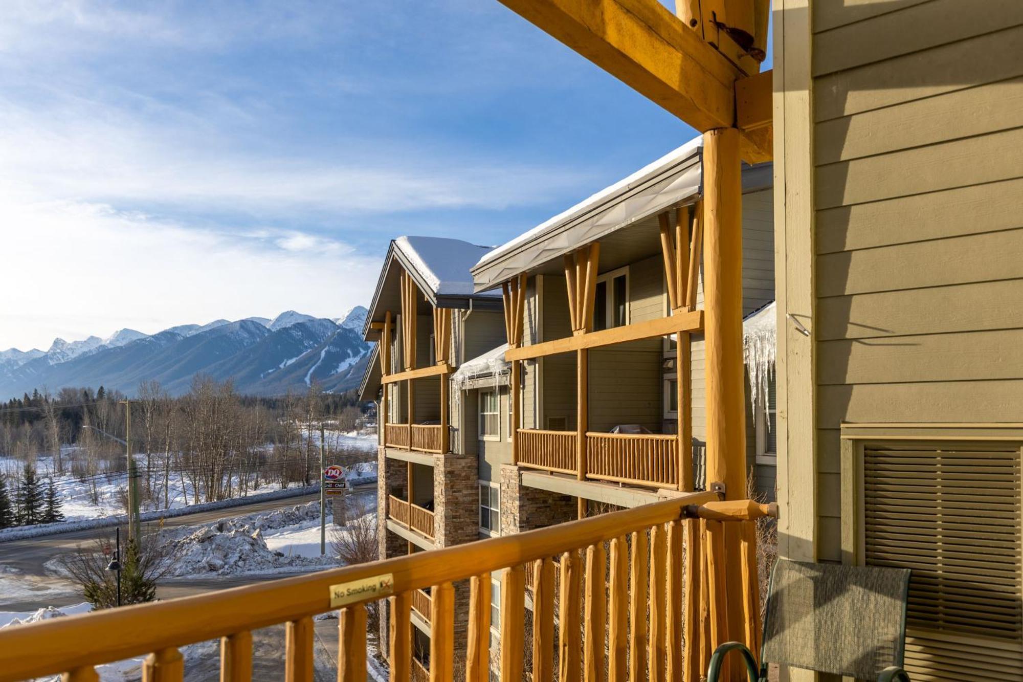 Silver Rock Condominiums By Fernie Central Reservations Экстерьер фото