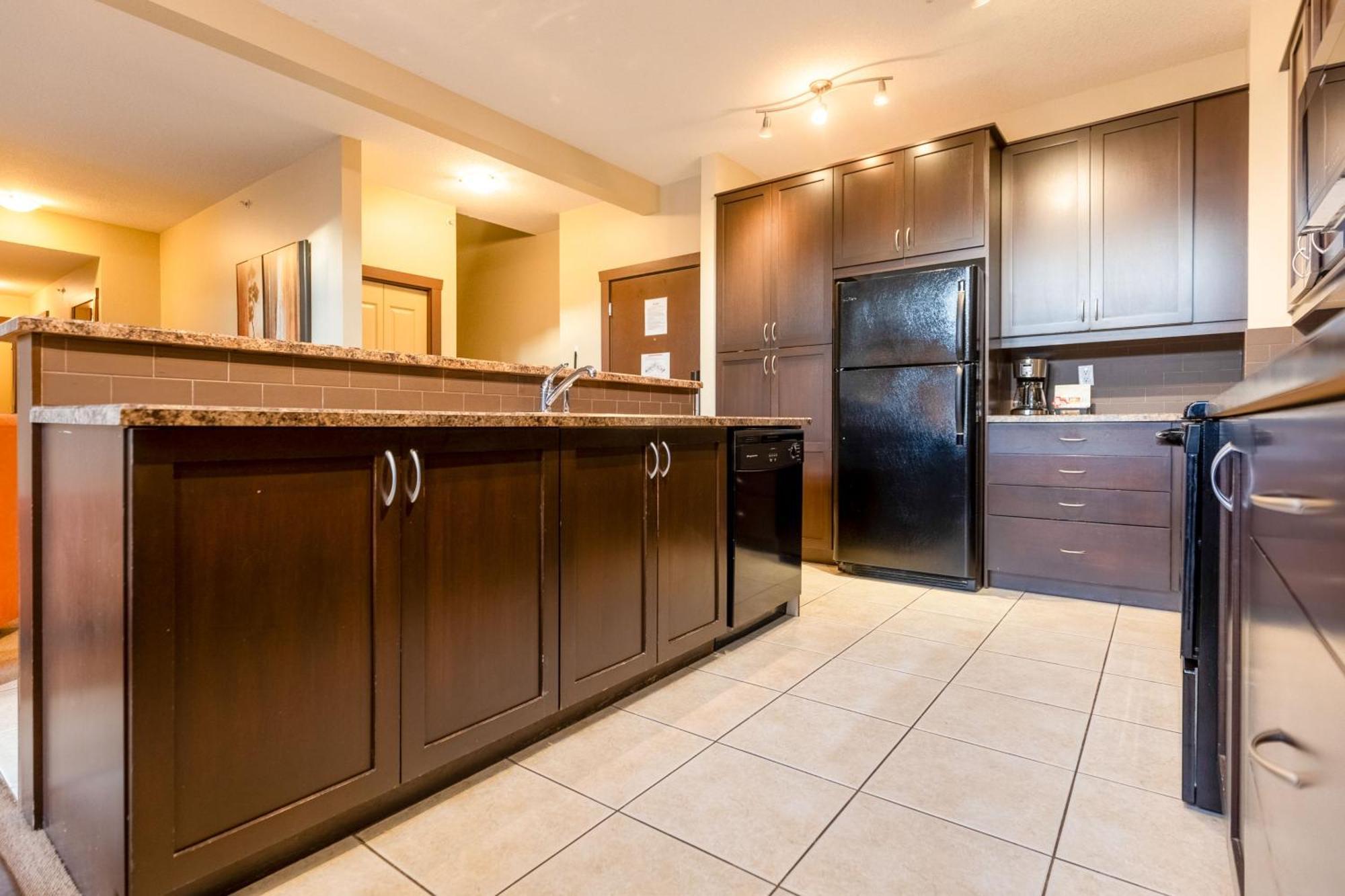 Silver Rock Condominiums By Fernie Central Reservations Экстерьер фото